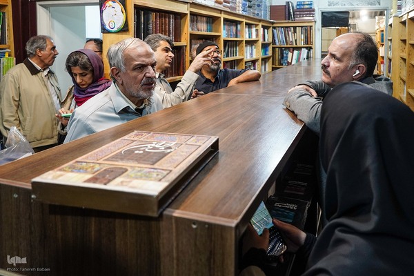 آیین کتابگردی سی‌وسومین دوره هفته کتاب