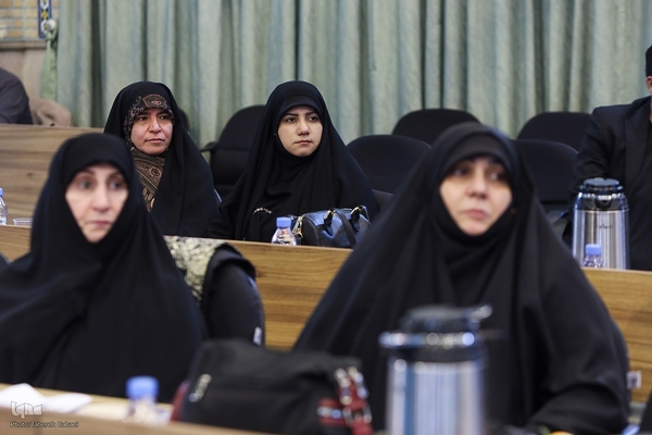 دومین روز نشست تخصصی استادان، قاریان و حافظان ممتاز قرآن کریم