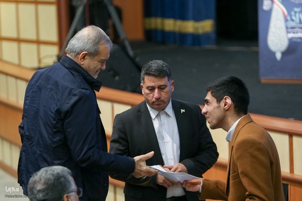 مراسم روز دانشجو با حضور رئیس جمهور