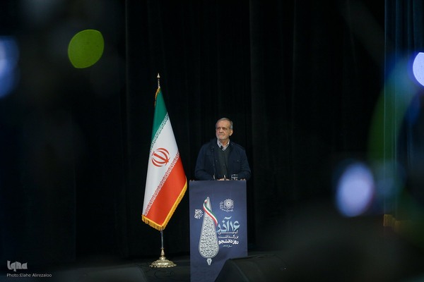 مراسم روز دانشجو با حضور رئیس جمهور