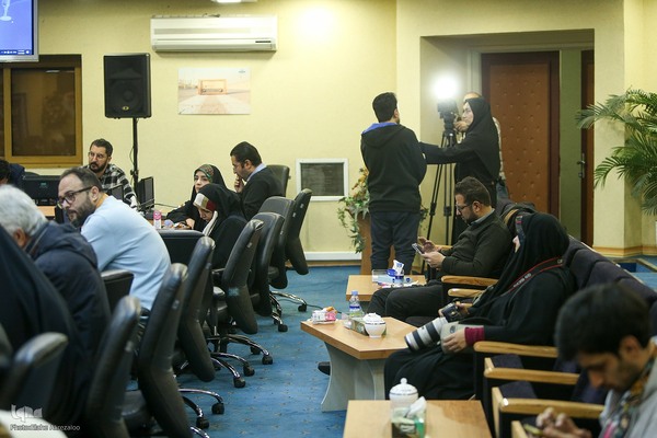 نشست خبری مدیر شبکه رادیویی قرآن