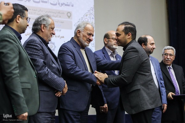 همایش «تقدیر از مفاخر قرآنی استان تهران» در دانشگاه تربیت مدرس