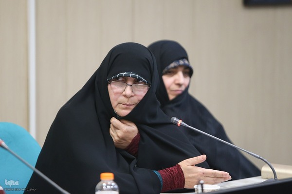 تجلیل از بانوان فعال قرآنی