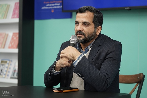 رونمایی از کتاب «قره باغ باغی بزرگ، روایتهایی از سفر به باکو»