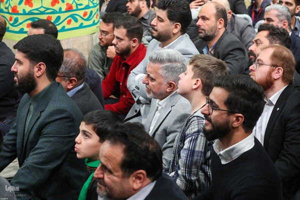 دیدار هزاران نفر از مداحان و ستایشگران اهل بیت(ع)