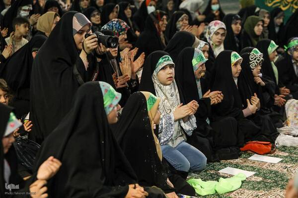 محفل بزرگ جلوه‌های حضرت زهرا (س) در قرآن