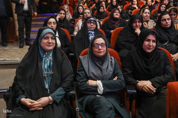 مراسم گرامیداشت میلاد حضرت فاطمه(س)، هفته زن و روز مادر به همت کارگروه امور زنان و خانواده جهاددانشگاهی