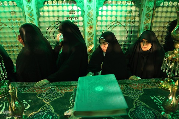 مراسم غبارروبی و محفل انس با قرآن در آستان امامزاده صالح (ع)