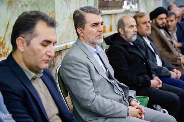 مراسم غبارروبی و محفل انس با قرآن در آستان امامزاده صالح (ع)