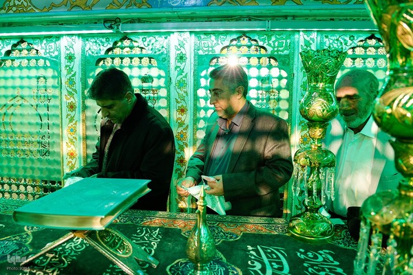 مراسم غبارروبی و محفل انس با قرآن در آستان امامزاده صالح (ع)