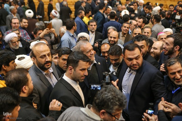 نخستین دوره اعطای جایزه جهانی امام خمینی(ره)