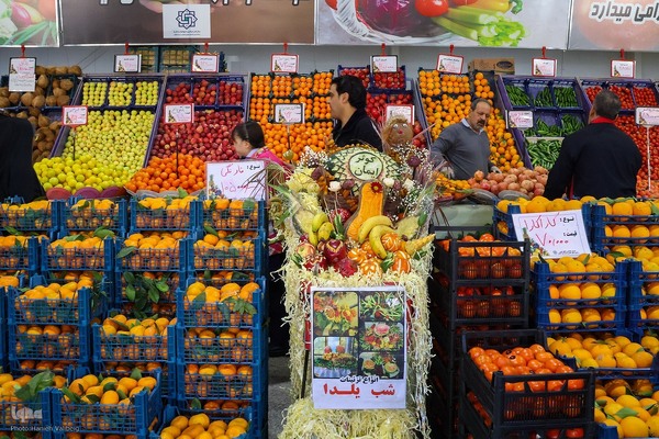 حال و‌ هوای یلدایی اصفهان