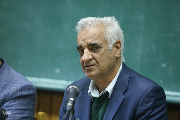 محمدجواد صافیان، نویسنده کتاب