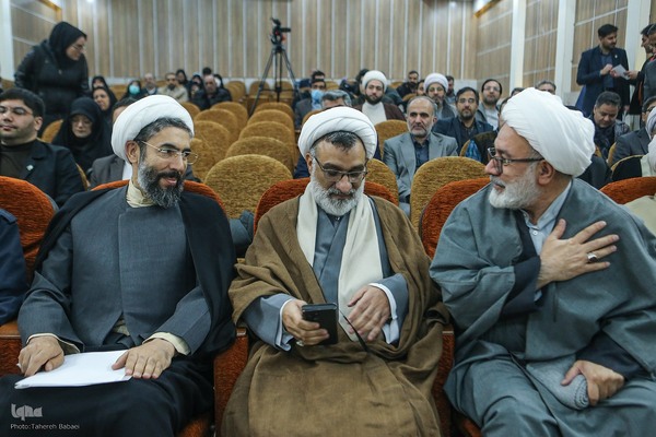 آیین تجلیل از پژوهشگران برتر معارف اسلامی کشور