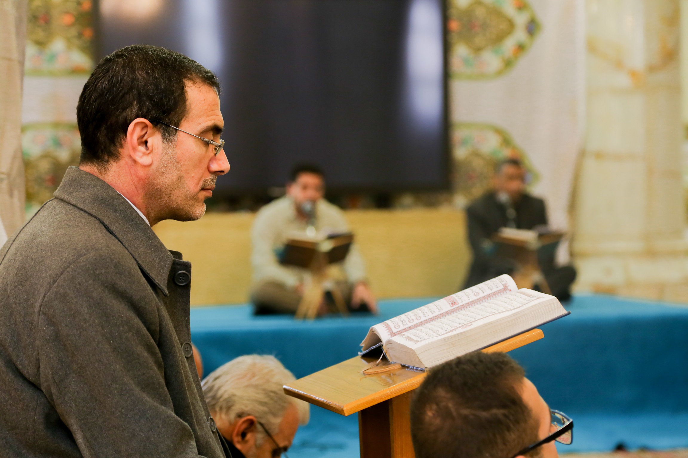 Une réunion coranique au sanctuaire de l'imam Ali (as) à Najaf Une réunion coranique au sanctuaire de l'imam Ali (as) à Najaf