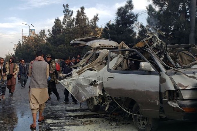 Explosion d'un minubus dans la capitale afghane Explosion d'un minubus dans la capitale afghane