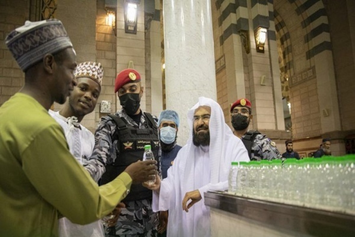 Plus de 2,2 millions de bouteilles d'eau de Zamzam seront distribuées pendant le Hajj