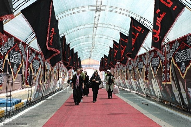 Em Fotos: Peregrinos Iranianos do Arbaeen Indo ao Iraque via Passagem de Fronteira de Tamarchin