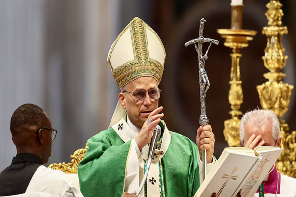 Папа Римский завершил визит в Ливан массовой молитвой